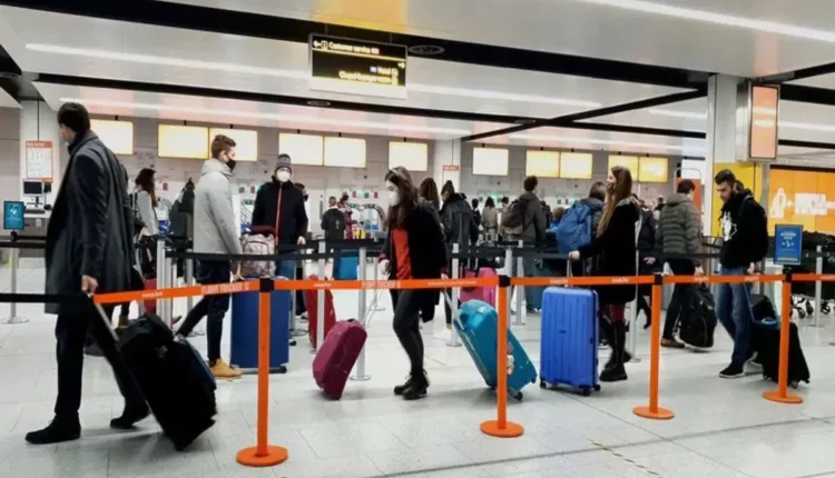 NRI Today - Growing Trend: Indians Flocking to the US for Travel