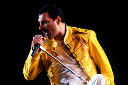 Freddie Mercury : A Melodic Odyssey of Passion and Creativity