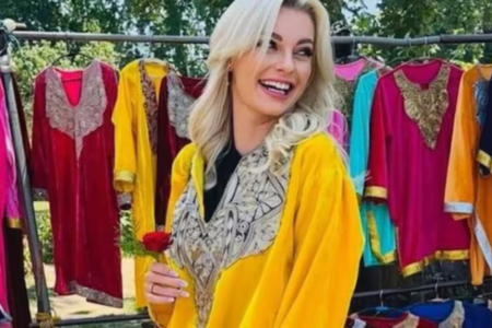 Karolina Bielawska : Miss World In 2022 , Visits Kashmir