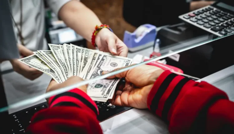 NRI Today - NRI Deposits Surge in India