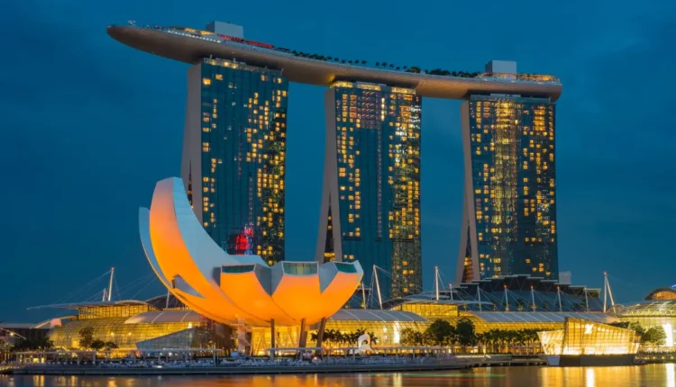 NRI Today - Singapore Simplifies Tourist Entry
