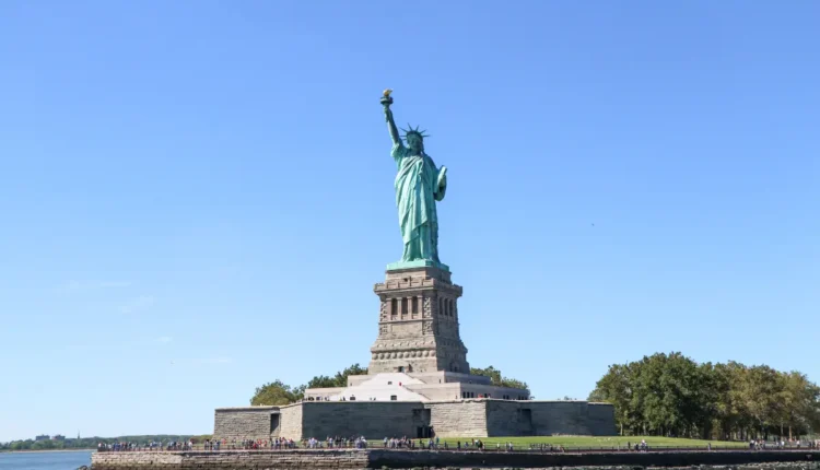 NRI Today - Silicon Valley Tech Workers Scramble to Renew H-1B Visas Before Trump’s Inauguration