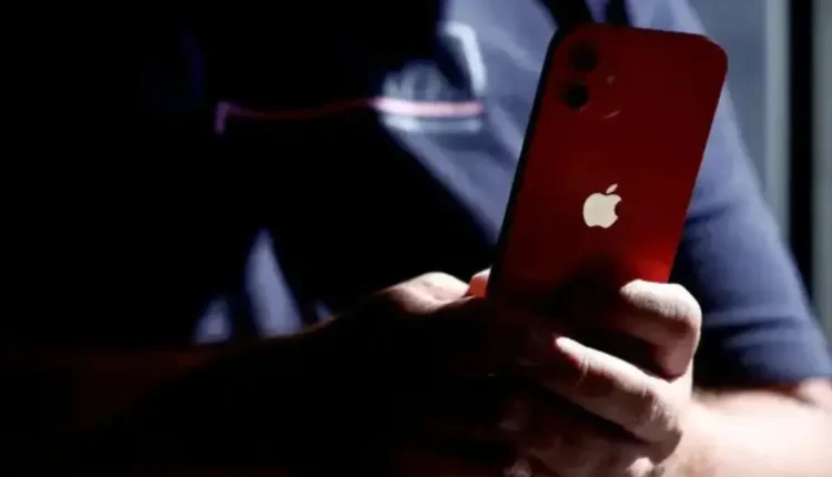NRI Today - Apple’s iPhone Exports from India Hit 97.6% in March Amid Soaring China Tariffs