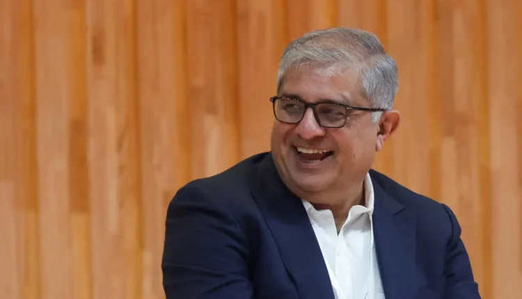 NRI Today - Amitabh Chaudhry: The Man Behind Axis Bank’s Rise to Industry Leadership