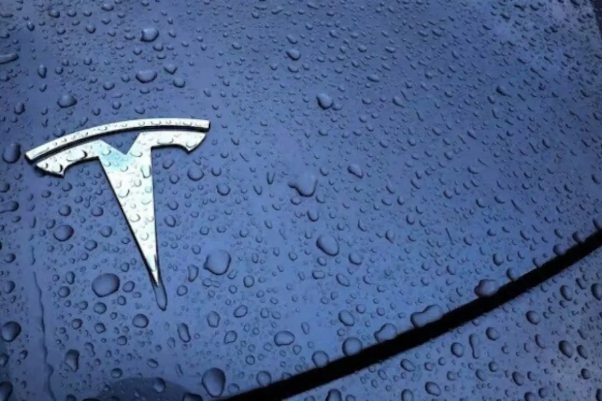 NRI Today - Tesla Car Manufacturing in India Unlikely Despite New EV Policy, Says Minister