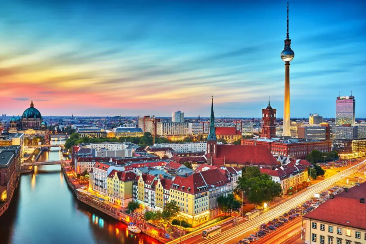 NRI Today - Gratis Visa: Germany Waives Visa Fees for Indian Students