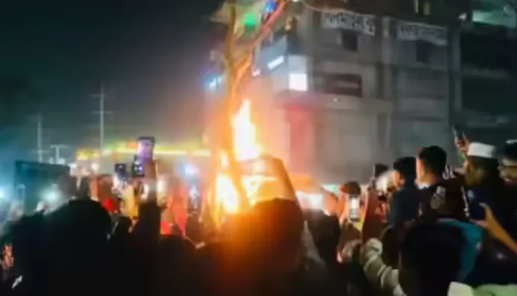 NRI Today - Bangladesh: Hindu Youth Lynched and Burnt Alive